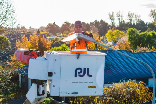 Power_Jointing_Ltd_Street_Lighting_Team_Kaiapoi_and_Woodend_13:5:26_Small_28